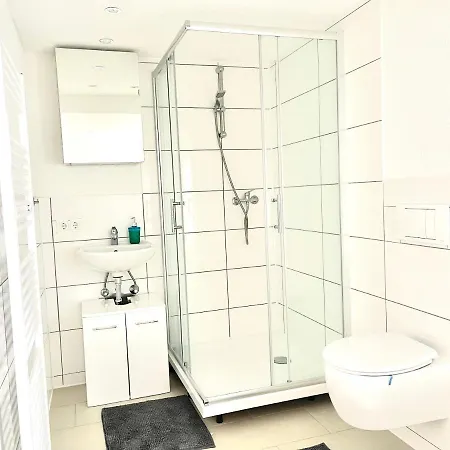 #world Monteur Apartment *