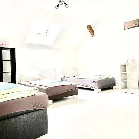 #world Monteur Apartment Schkeuditz