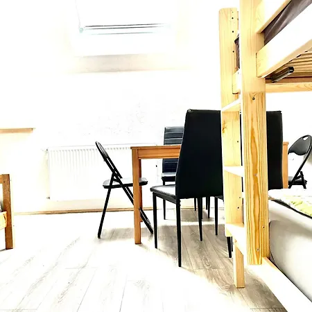 Apartment #world Monteur *